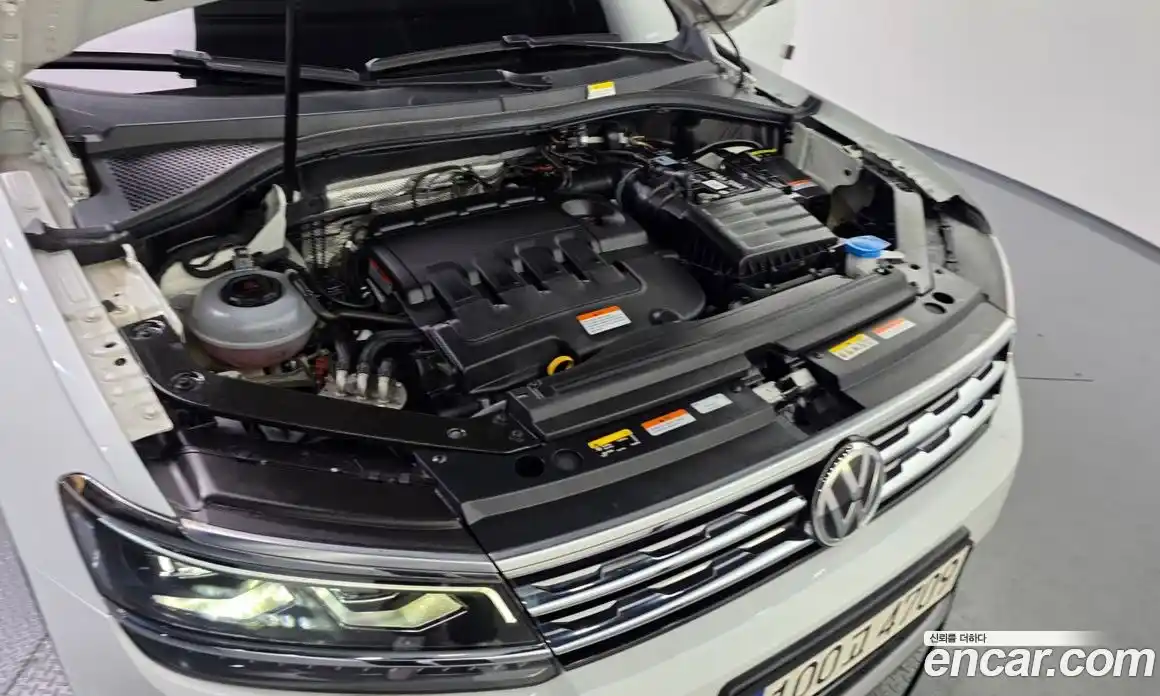 Volkswagen Tiguan 2020 2.0 автомат (гидро), фото 6