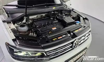 Volkswagen Tiguan 2020 2.0 автомат (гидро), миниатюра 6