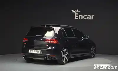 Volkswagen Golf 2015 2.0 автомат (гидро), миниатюра 2