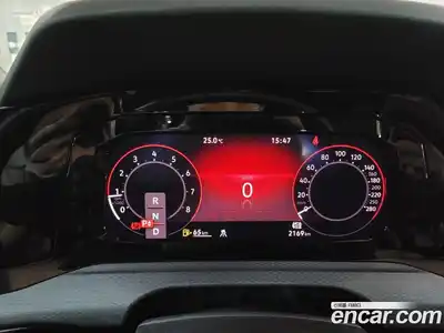Volkswagen Golf 2023 2.0 автомат (гидро), миниатюра 8