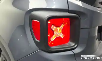 Jeep Renegade 2022 1.3 автомат (гидро), миниатюра 9