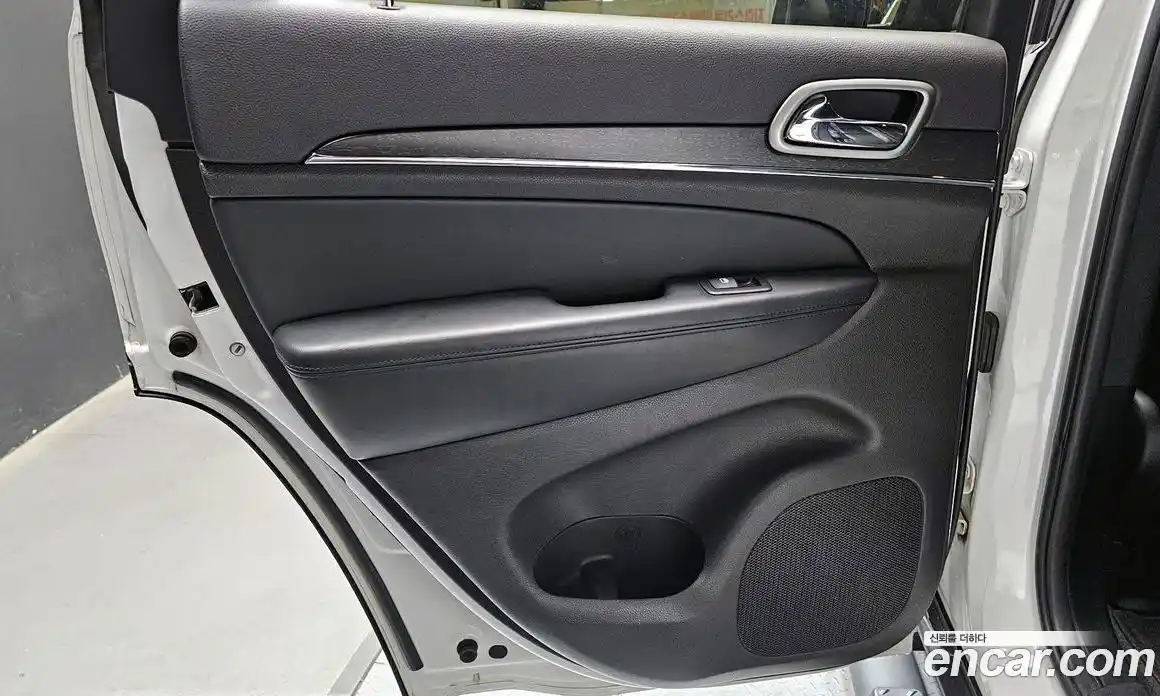 Jeep Cherokee 2018 3.6 автомат (гидро), фото 15