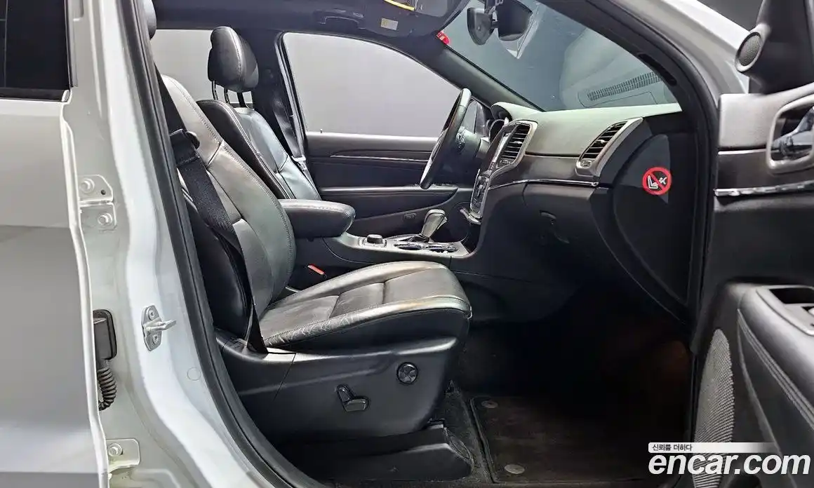 Jeep Cherokee 2018 3.6 автомат (гидро), фото 17