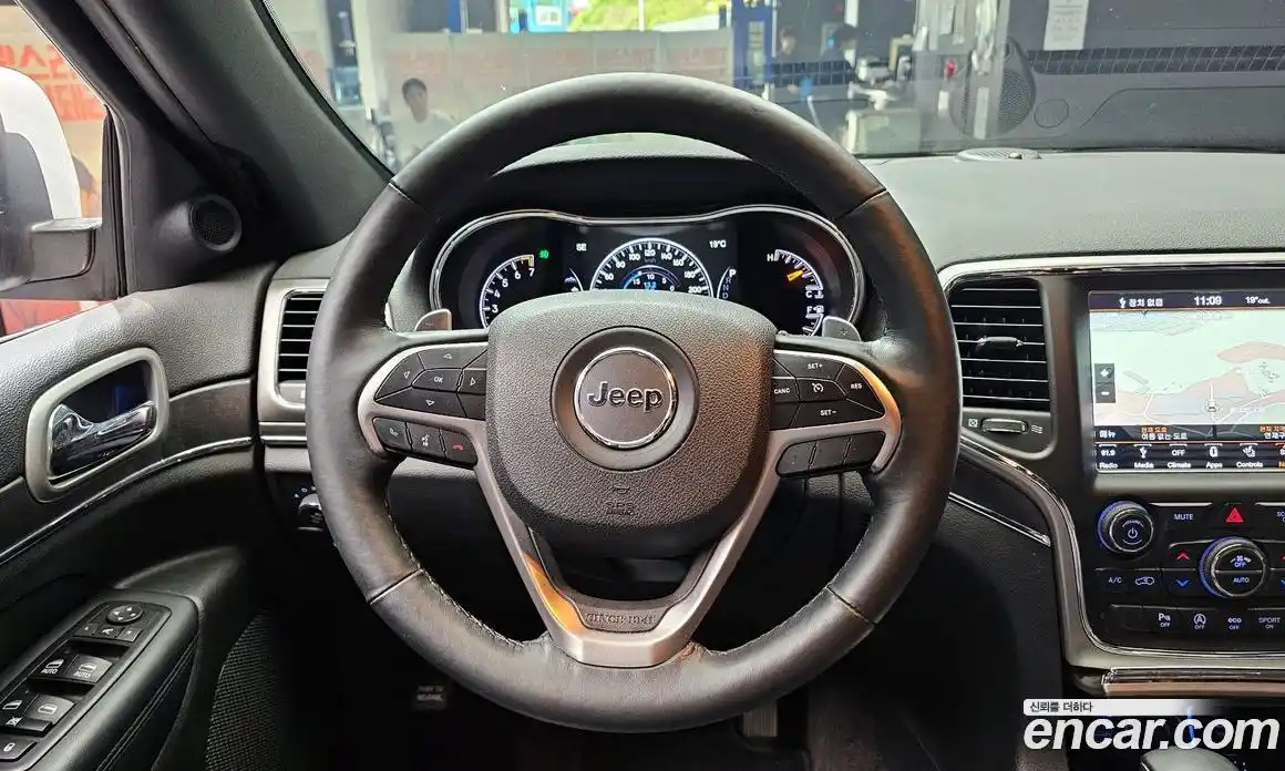 Jeep Cherokee 2018 3.6 автомат (гидро), фото 19