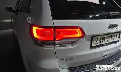 Jeep Cherokee 2018 3.6 автомат (гидро), миниатюра 9