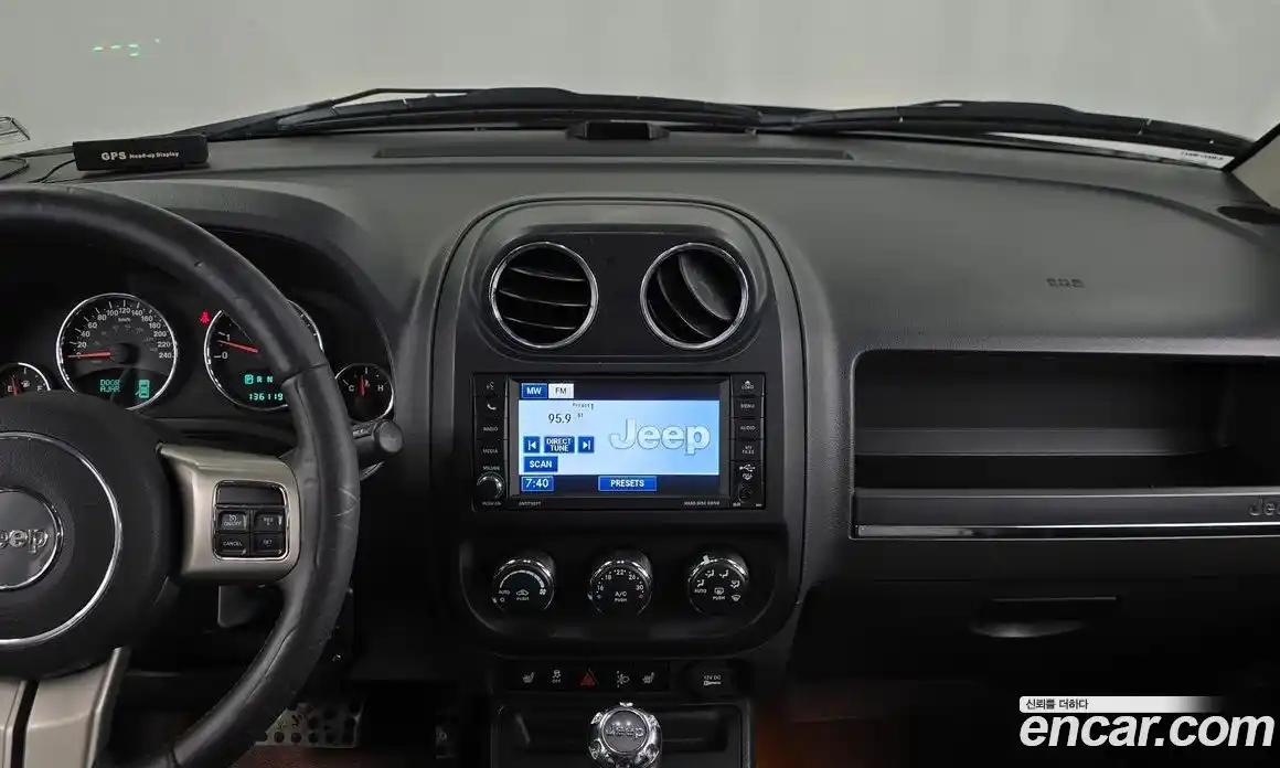 Jeep Compass 2012 2.4 автомат (гидро), фото 12