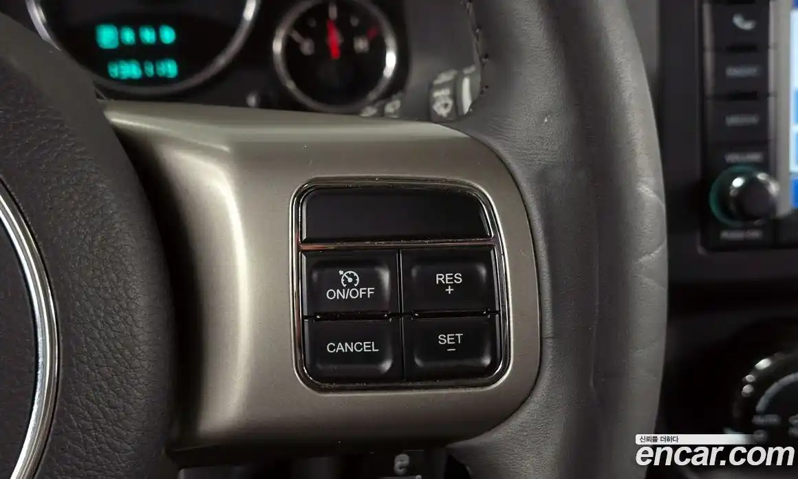 Jeep Compass 2012 2.4 автомат (гидро), фото 15