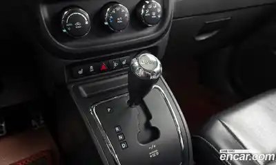 Jeep Compass 2012 2.4 автомат (гидро), миниатюра 9