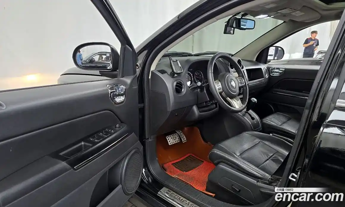 Jeep Compass 2012 2.4 автомат (гидро), фото 10