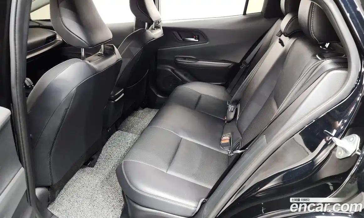 Toyota Prius 2024 2.0 гидро, фото 11