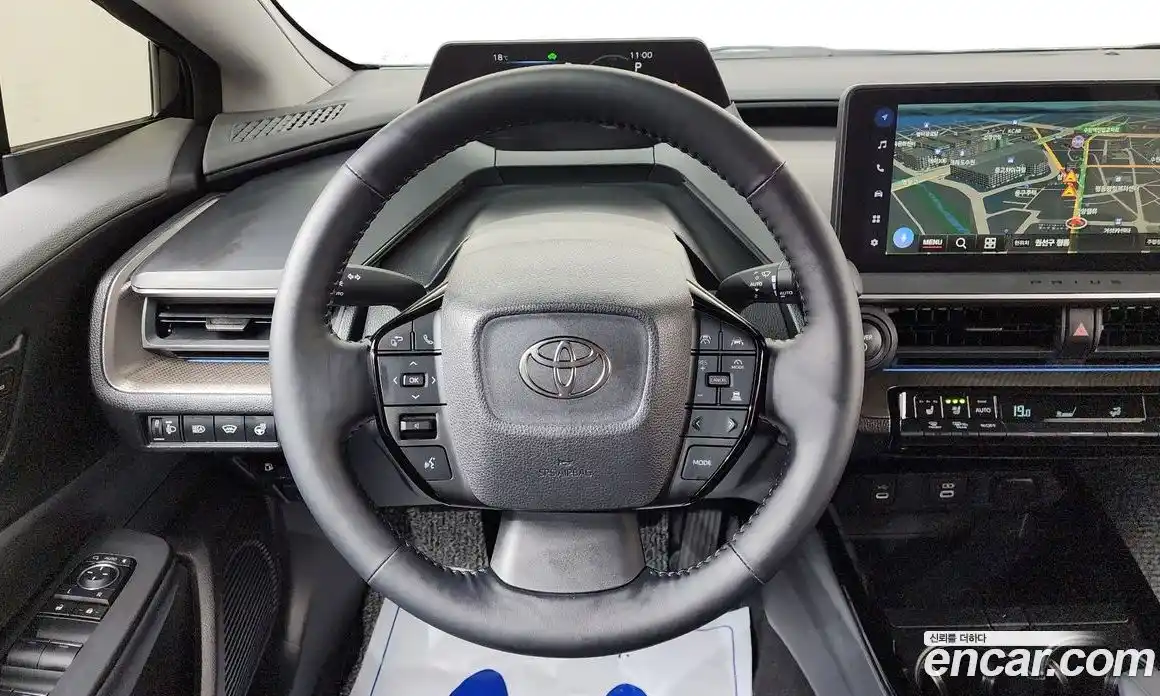 Toyota Prius 2024 2.0 гидро, фото 13