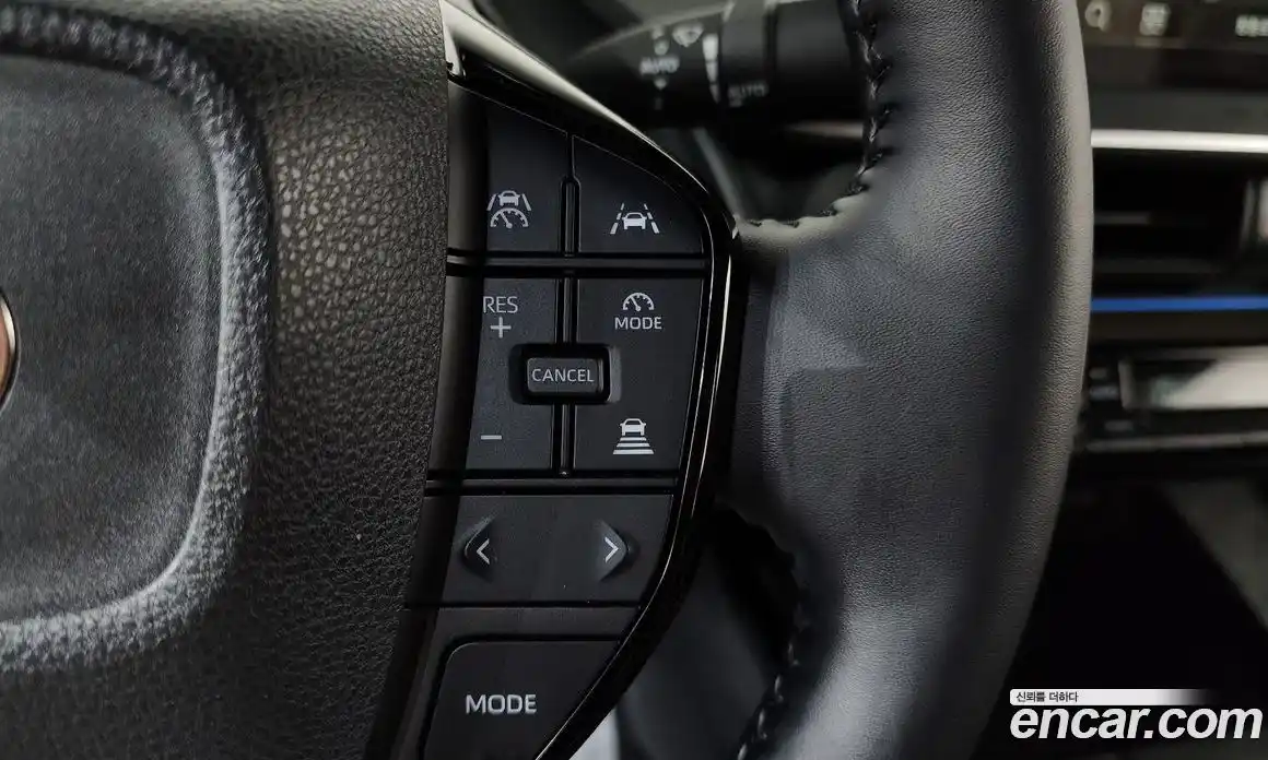 Toyota Prius 2024 2.0 гидро, фото 15