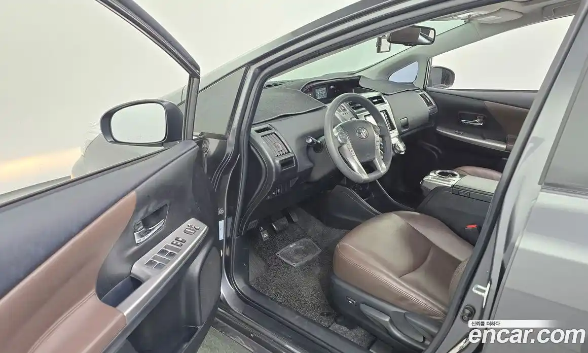 Toyota Prius 2017 1.8 гидро, фото 13