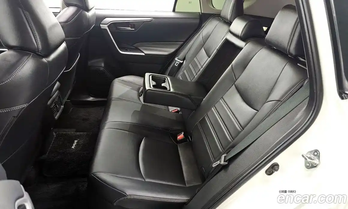 Toyota RAV4 2022 2.5 гидро, фото 12