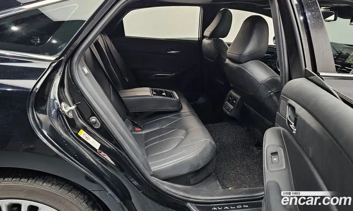 Toyota Avalon 2018 2.5 гидро, фото 17