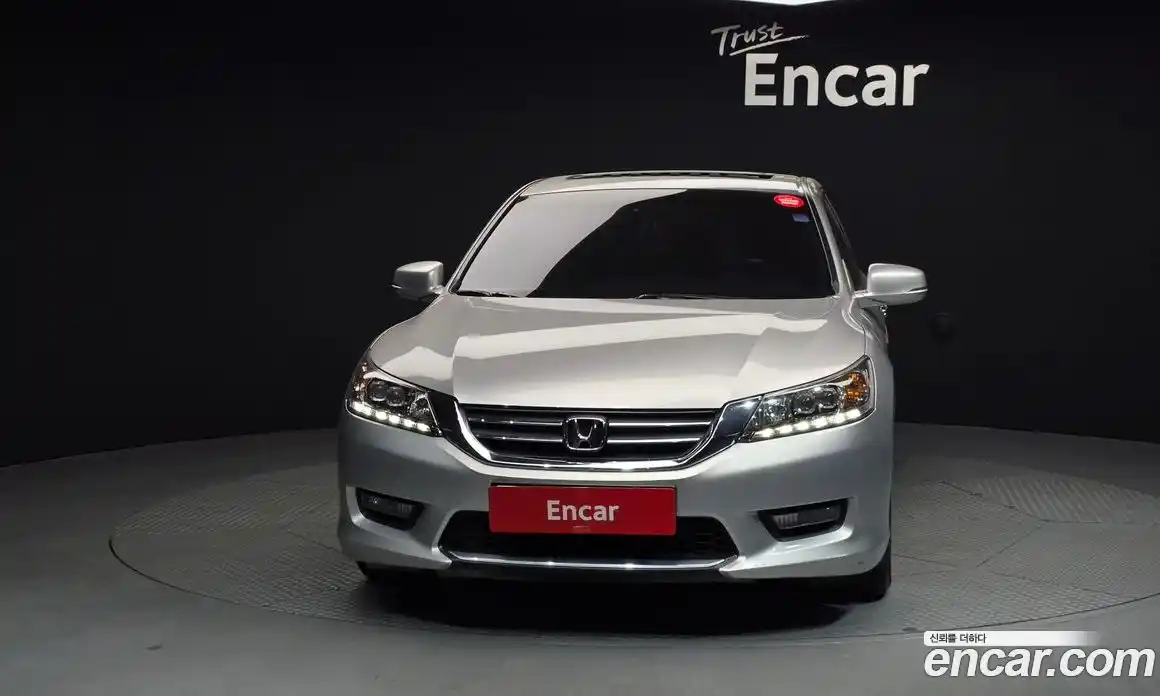Honda Accord 2014 2.4 автомат (гидро), фото 3
