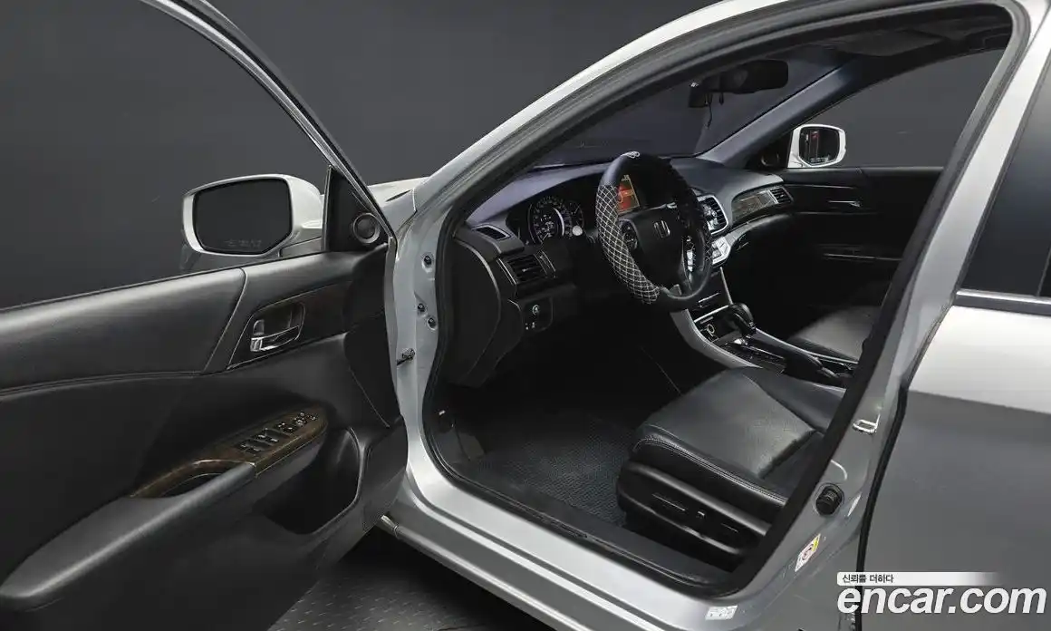 Honda Accord 2014 2.4 автомат (гидро), фото 10