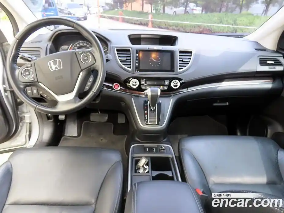 Honda CR-V 2016 2.4 автомат (гидро), фото 7