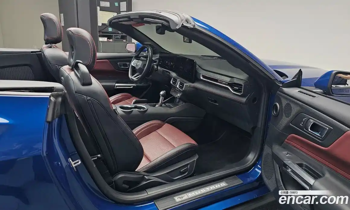 Ford Mustang 2024 2.3 автомат (гидро), фото 15