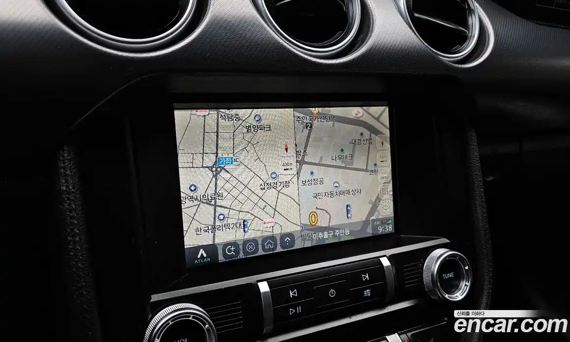 Ford Mustang 2020 2.3 автомат (гидро), фото 27
