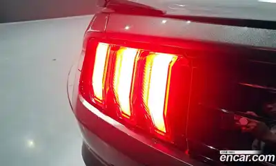 Ford Mustang 2020 2.3 автомат (гидро), миниатюра 9