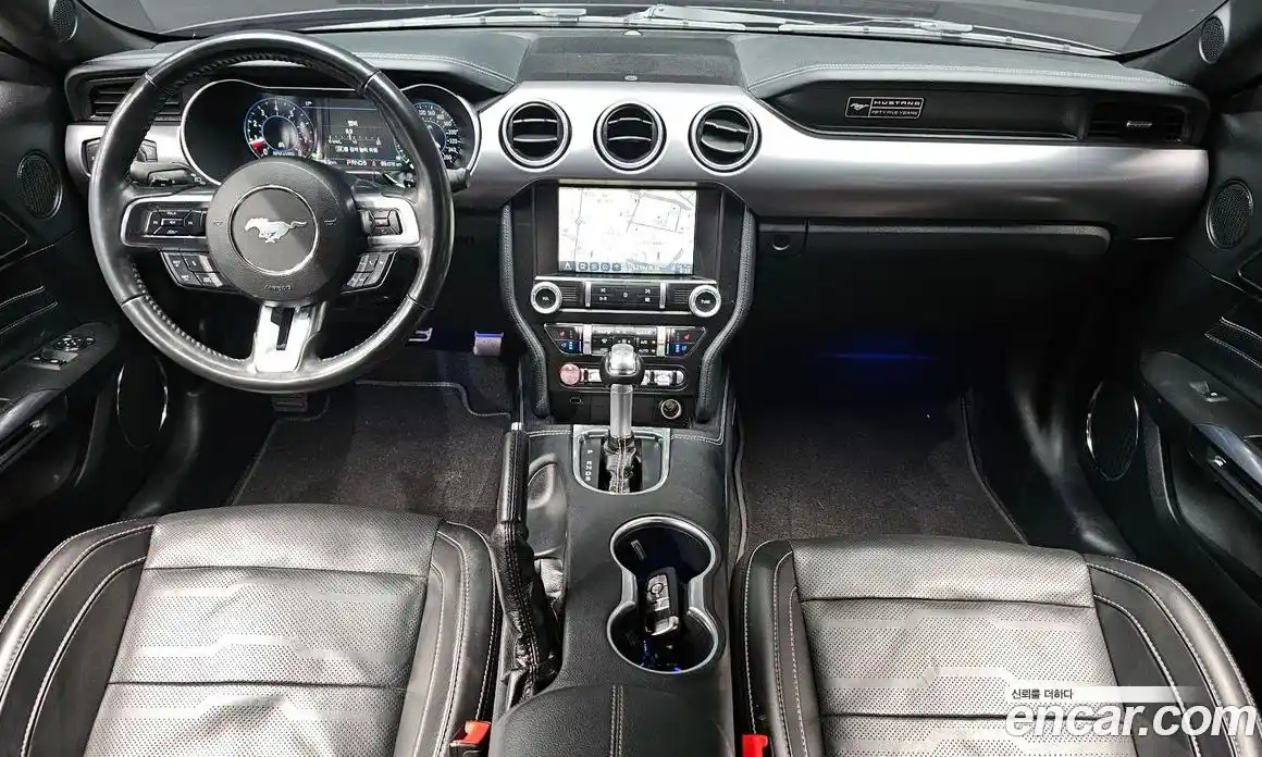 Ford Mustang 2020 2.3 автомат (гидро), фото 10
