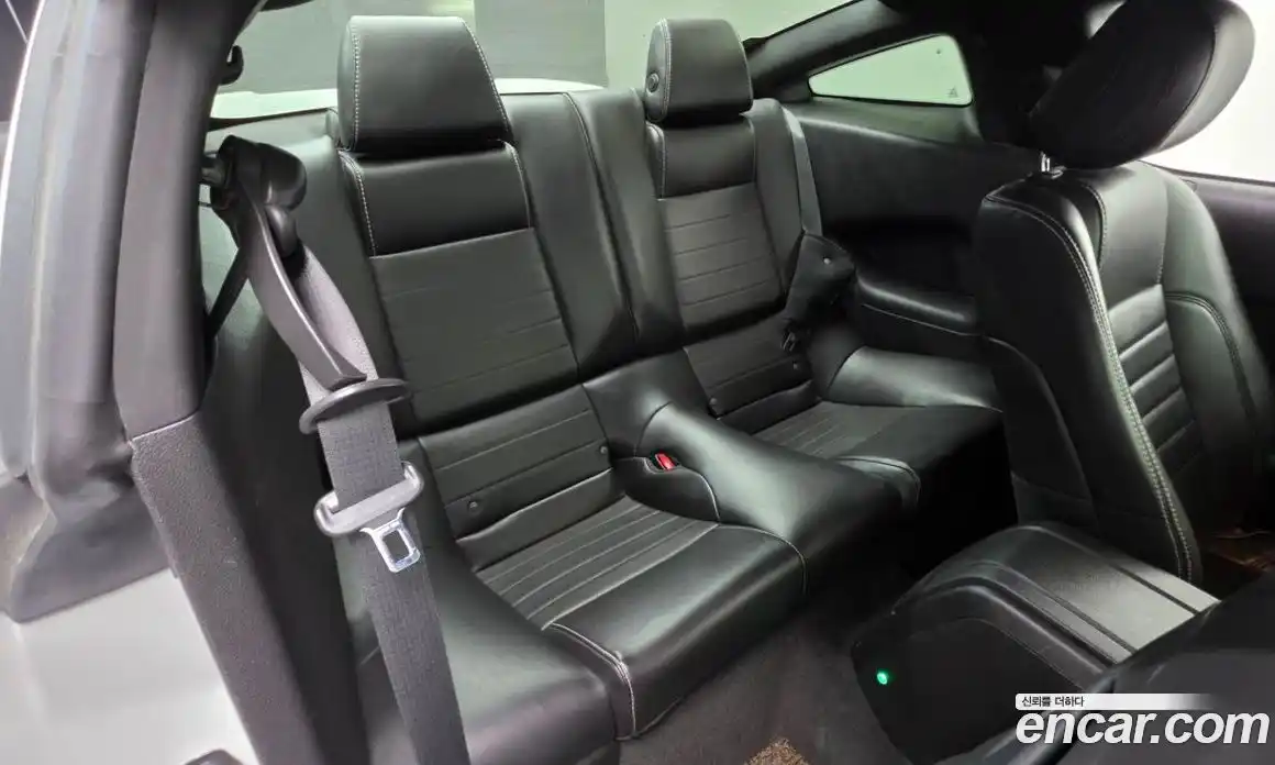 Ford Mustang 2012 3.7 автомат (гидро), фото 12