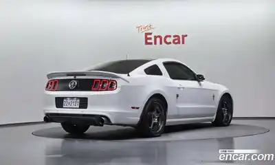 Ford Mustang 2012 3.7 автомат (гидро), миниатюра 2