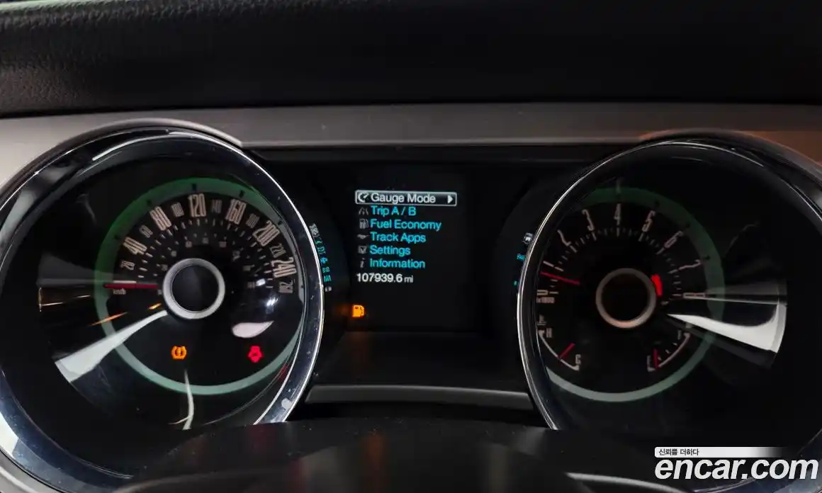 Ford Mustang 2012 3.7 автомат (гидро), фото 8