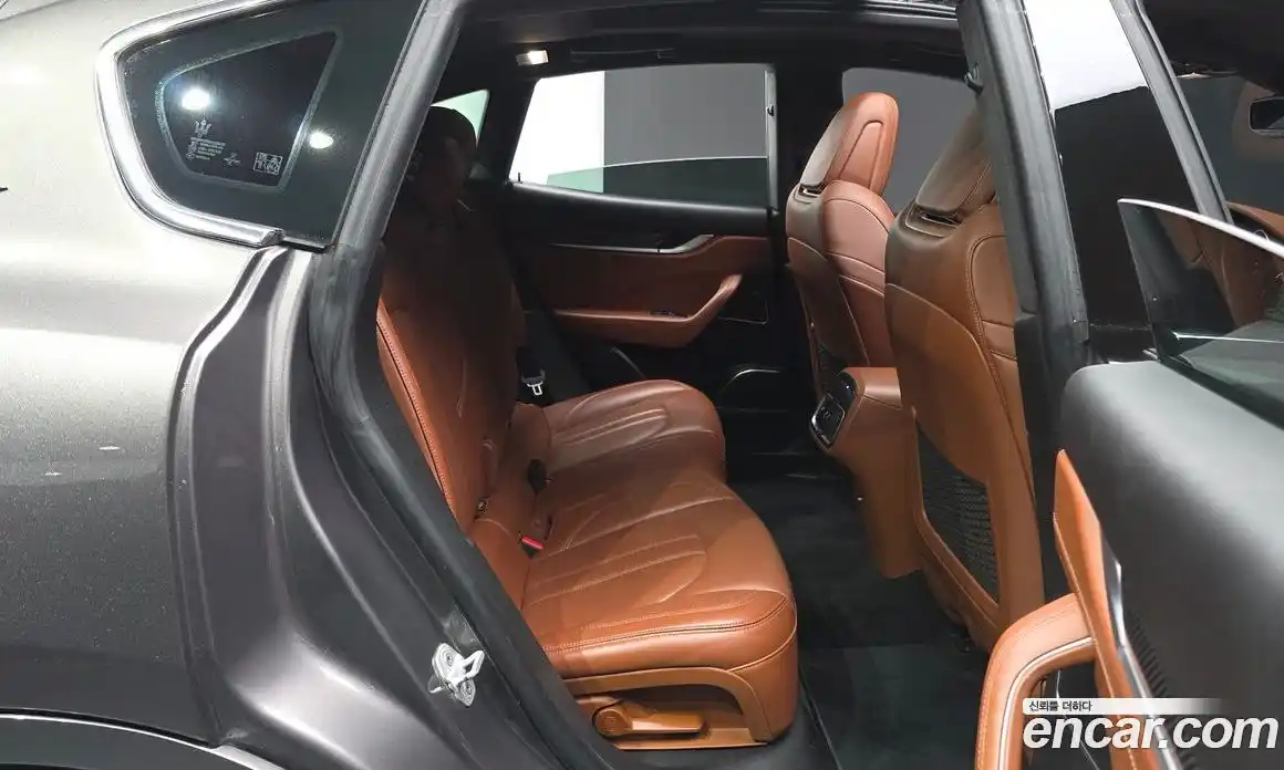 Maserati Levante 2017 3.0 гидро, фото 12