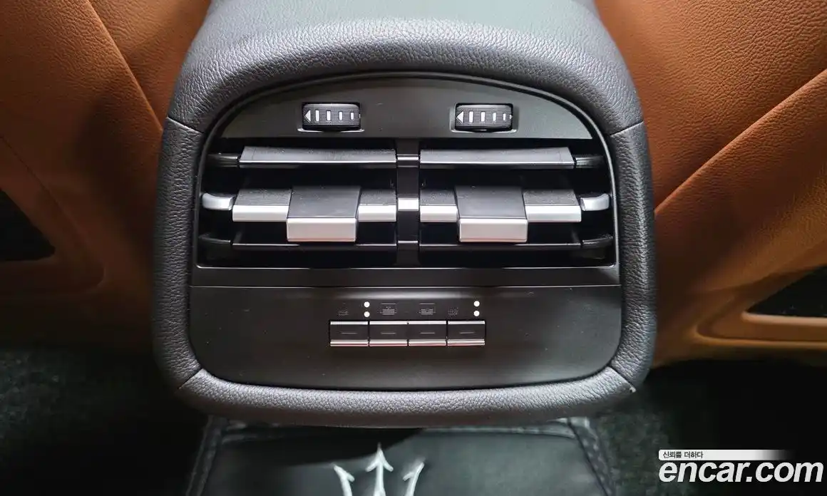 Maserati Ghibli 2016 3.0 гидро, фото 19