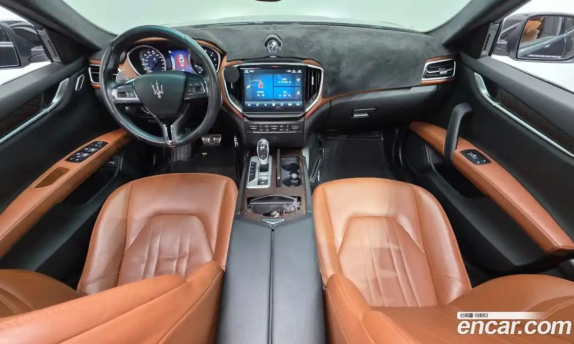 Maserati Ghibli 2016 3.0 гидро, фото 7