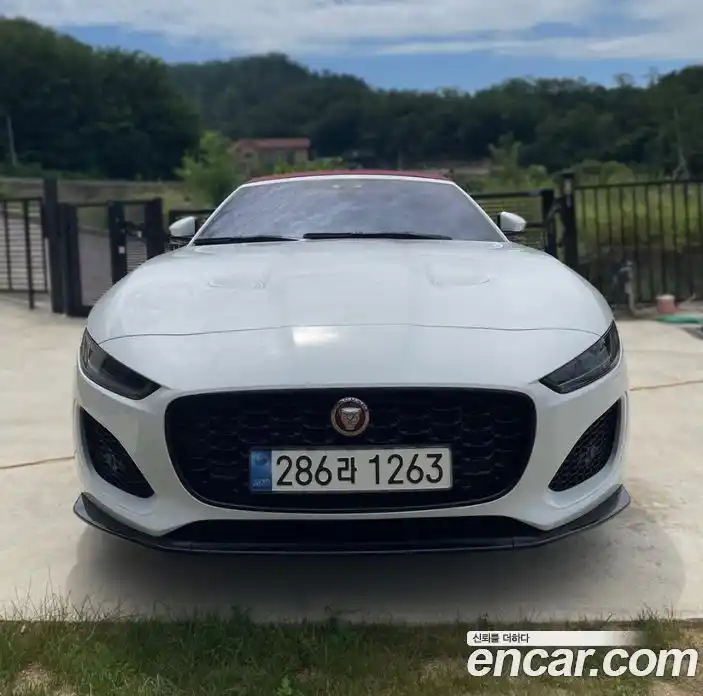 Jaguar F-Type 2022 2.0 гидро, фото 2