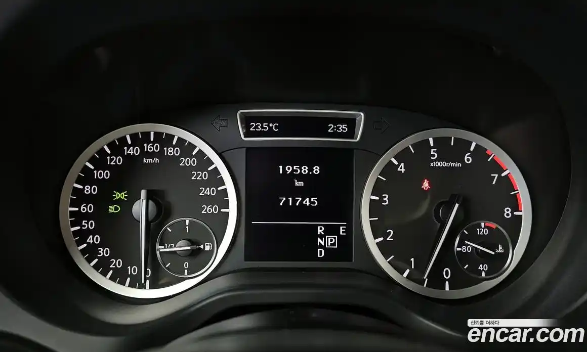 Infiniti Q30 2019 2.0 гидро, фото 11