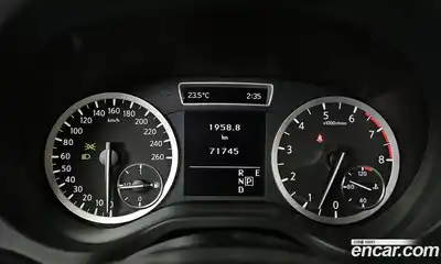 Infiniti Q30 2019 2.0 гидро, миниатюра 11