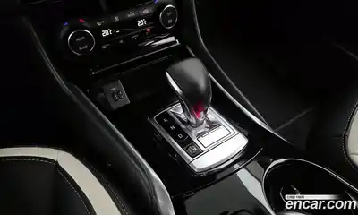 Infiniti Q30 2019 2.0 гидро, миниатюра 12