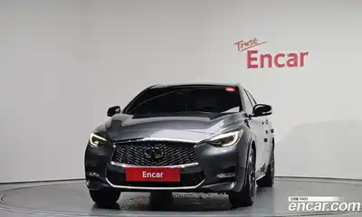 Infiniti Q30 2019 2.0 гидро, миниатюра 3