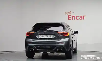 Infiniti Q30 2019 2.0 гидро, миниатюра 4