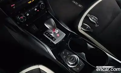 Infiniti Q30 2017 2.0 гидро, миниатюра 12