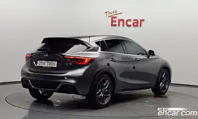 Infiniti Q30 2017 2.0 гидро, миниатюра 2