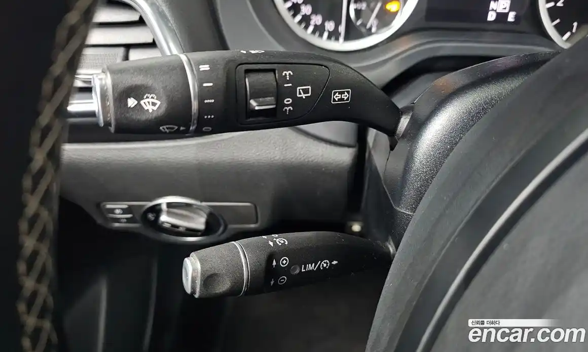 Infiniti Q30 2017 2.0 гидро, фото 24