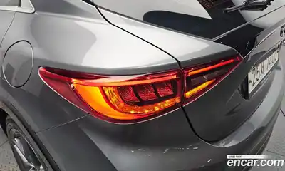 Infiniti Q30 2017 2.0 гидро, миниатюра 9