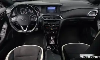 Infiniti Q30 2017 2.0 гидро, миниатюра 10