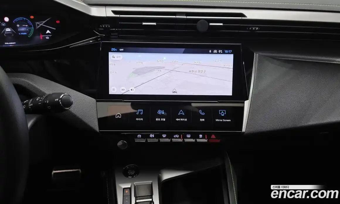 Peugeot 308 2025 1.2 автомат (гидро), фото 19