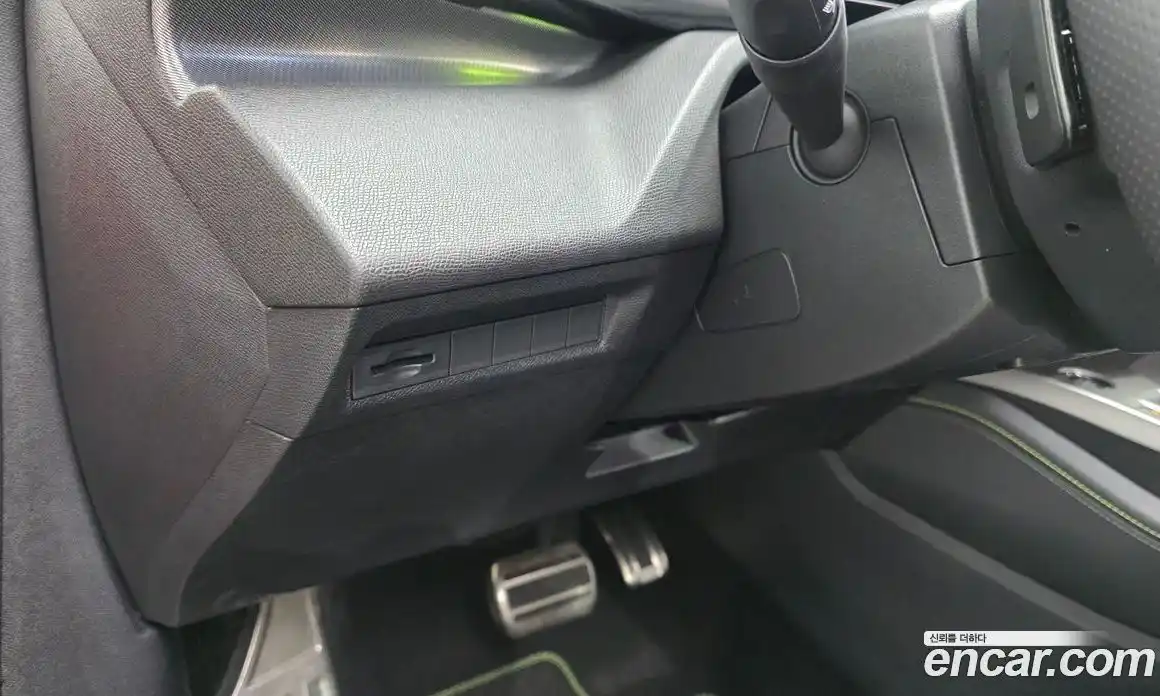 Peugeot 308 2025 1.2 автомат (гидро), фото 24