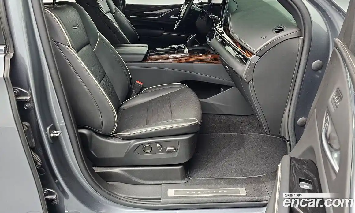Cadillac Escalade 2022 6.2 гидро, фото 11