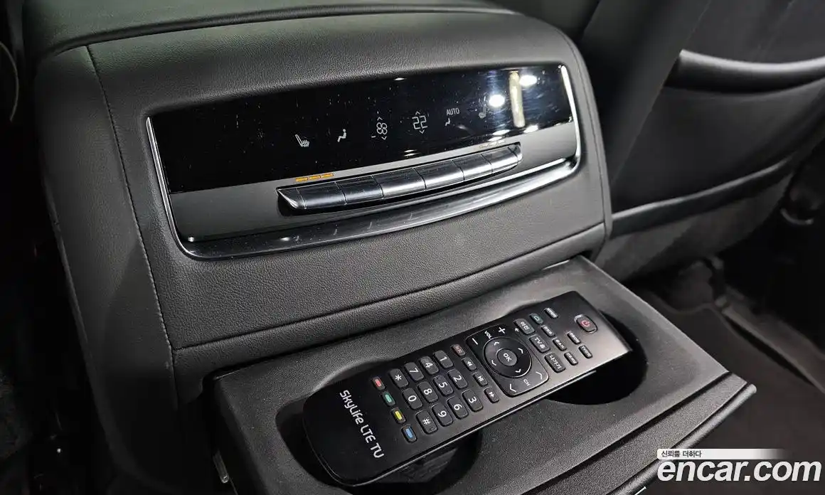 Cadillac Escalade 2022 6.2 гидро, фото 18