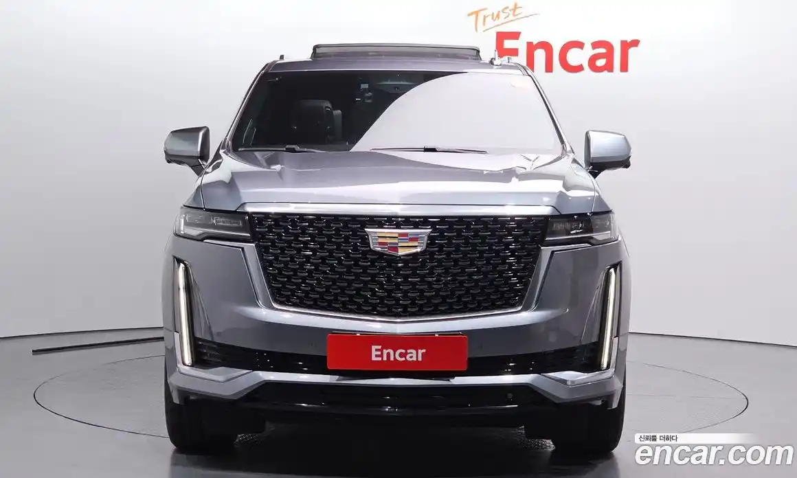 Cadillac Escalade 2022 6.2 гидро, фото 3