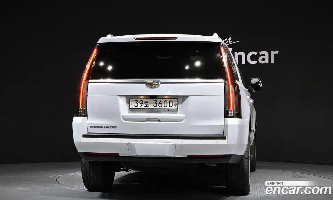 Cadillac Escalade 2018 6.2 гидро, фото 4