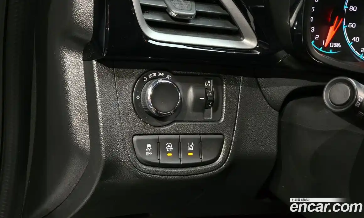 Chevrolet Spark 2021 1.0 автомат (гидро), фото 14